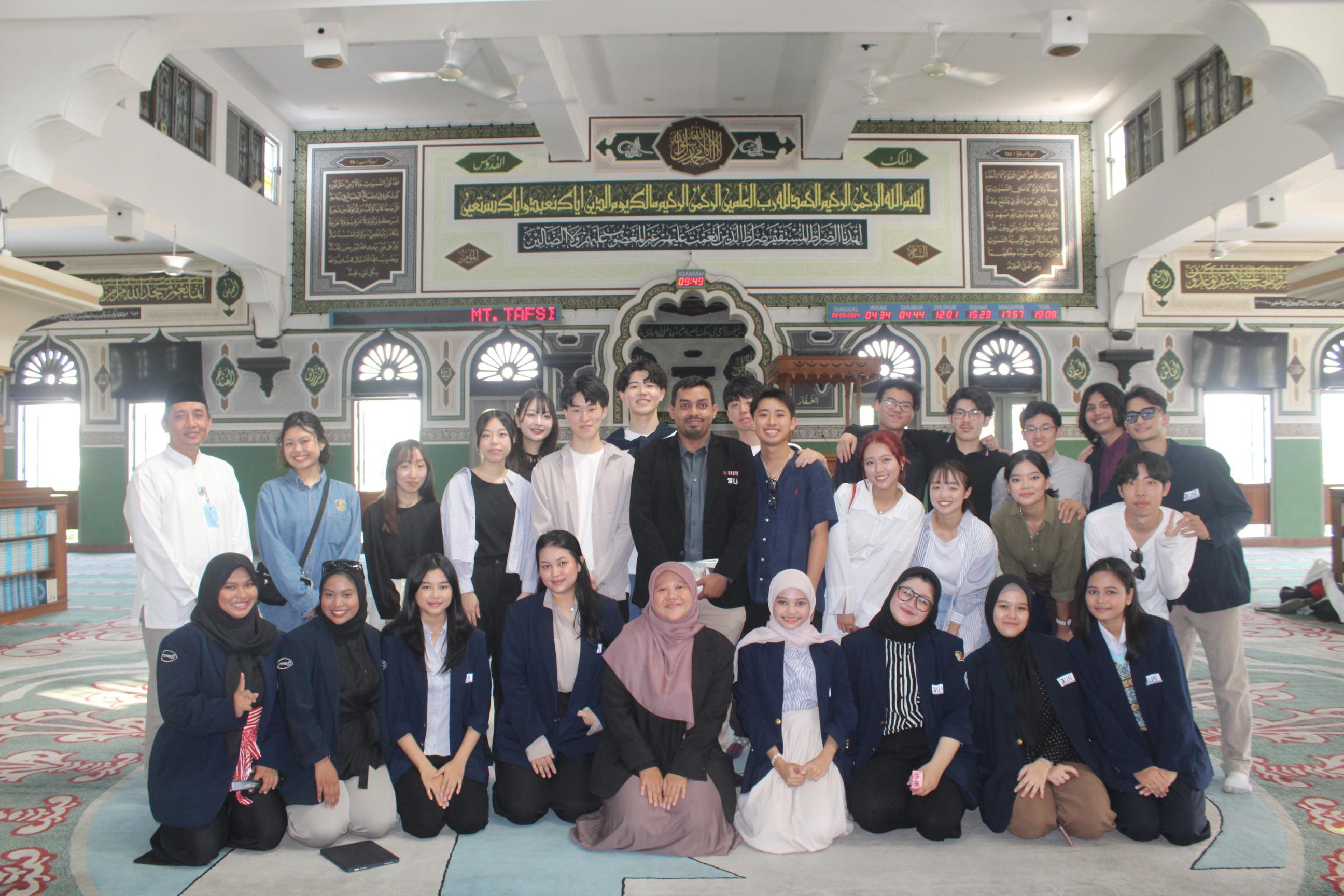 Kegiatan Cross Cultural Understanding Mahasiswa HI Ritsumeikan University (RU) dengan Universitas Al-Azhar Indonesia